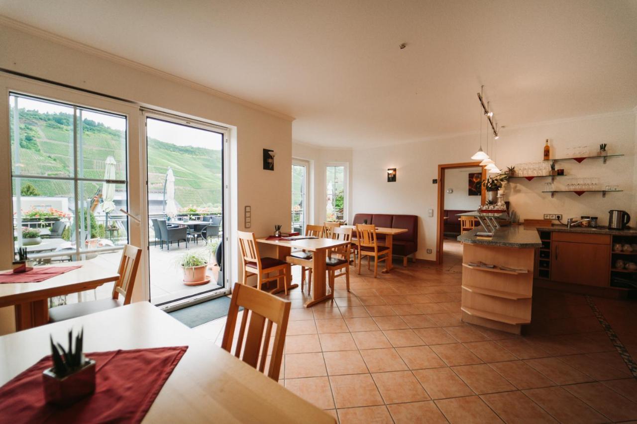 Wein- Und Gaestehaus Schwaab&Sohn Erden エクステリア 写真